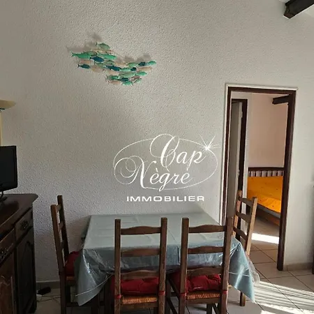 Apartmán 4 Personnes Vue Mer, Avec Piscine A Pramousquier Le Lavandou