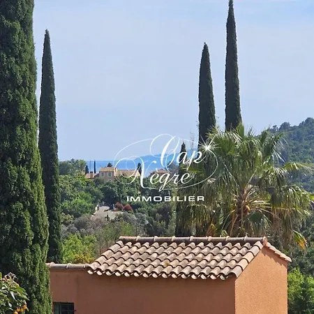 4 Personnes Vue Mer, Avec Piscine A Pramousquier Apartment